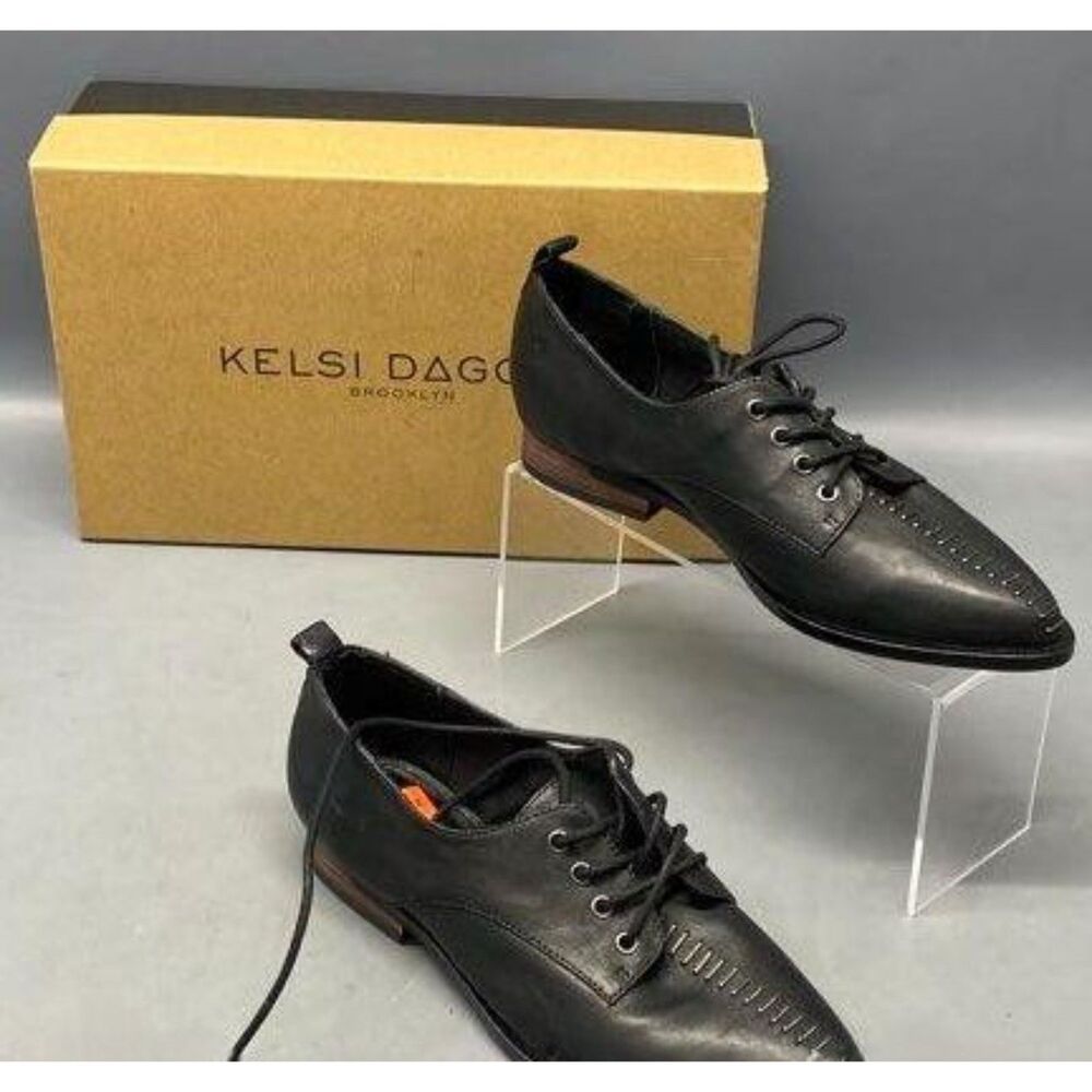 Kelsi Dagger Brooklyn Women's Black Sava Stapled Seams Laced Oxfords IOB Size 6M